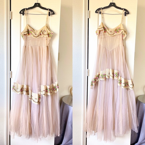 LoveShackFancy Arianna Gown Maxi Tulle Embroidered Champagne 10 EUC - Picture 2 of 11